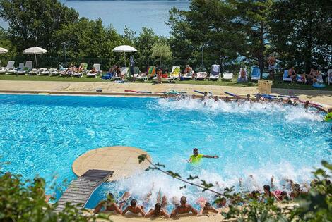 Camping L'Ecrin du Lac chorges France