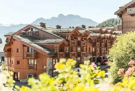 Résidence locative Pierre & Vacances Premium Les Chalets du Forum courchevel France