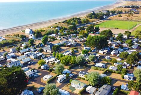 Camping Mirabel de l'Ermitage donvillelesbains France