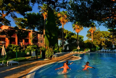 Résidence hôtelière Pierre & Vacances Résidence La Pinède hyeres France