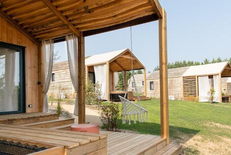 Camping Damona Lodges la_chapelleachard France