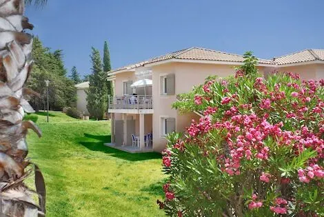 Résidence locative Club Les Océanides la_londelesmaures France