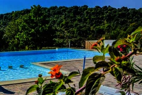 Domaine de Chadeyron - Camping et gîtes lagorce France