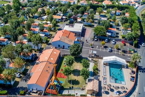 Camping Au Pigeonnier le_chateaudoleron France