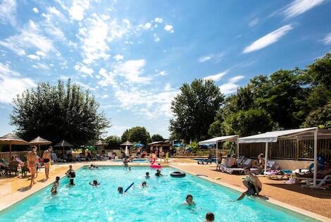 Camping Brin d'amour les_eyziesdetayac France