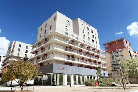 AppartHotel Confluence lyon_02 France