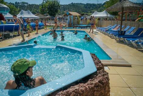 Camping Paradis FAMILY DES ISSOUX D'ARDECHE meyras France