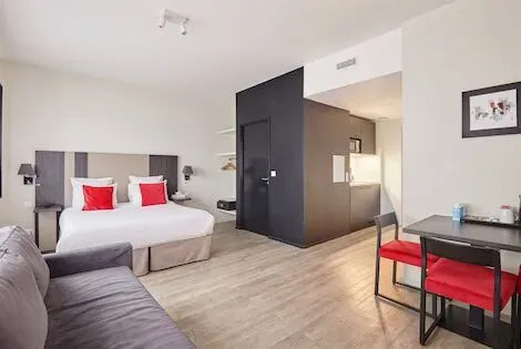 AppartHotel Paris XVII paris France