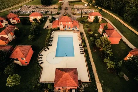 Résidence locative Terres de France - Résidence du Domaine de Claire Rive prayssac France