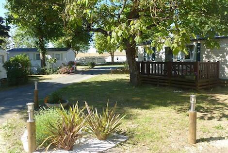 Camping Les Acacias rivedouxplage France