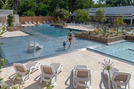 Camping Les Cyprès saintgillescroixdevie France