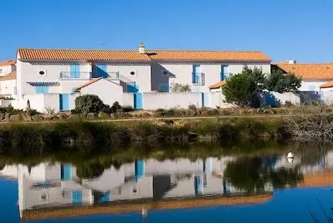 Résidence locative Les Maisons du Lac saintjeandemonts France