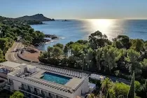 Hôtel SOWELL HÔTELS La Plage saintraphael France