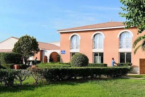 Résidence locative Club Côté Canal saintyrieixlaperche France