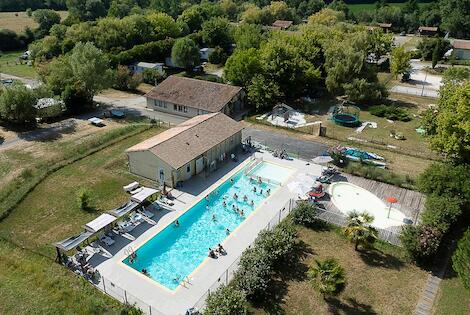 Camping Flower La Dordogne Verte st_aulaye_puymangou France