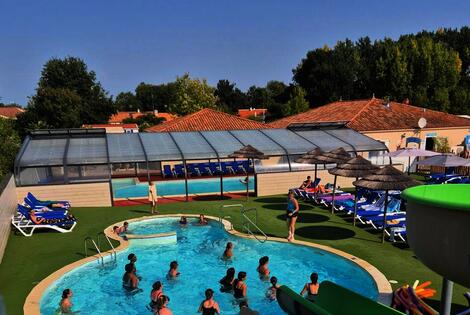 Camping Paradis - De la Motte vendrennes France