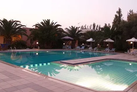 Hôtel Kyriaki agia_marina GRECE