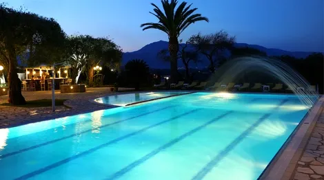 Hôtel Paradise Corfu dassia GRECE