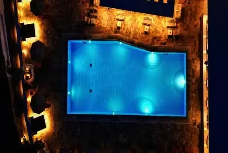 Hôtel Yiannaki ornos GRECE