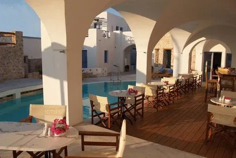 Hôtel Meltemi Luxury Suites santorin GRECE