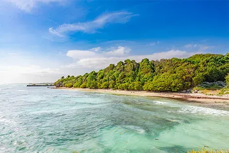 Guadeloupe : Village Vacances Village Pierre & Vacances Sainte-Anne avec vols Air Caraïbes - Ventes Flash