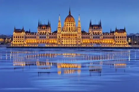 Hôtel Est Grand Savoy budapest HONGRIE