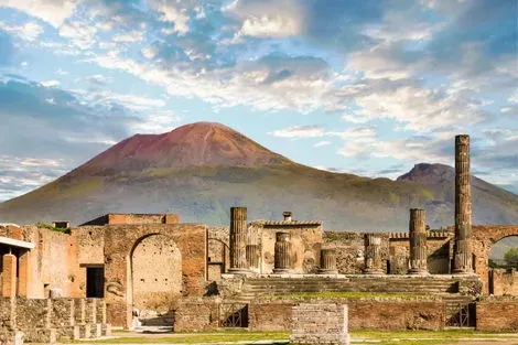 Circuit Contraste du sud : Grand tour des Pouilles & Naples rome Italie