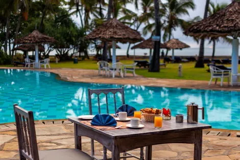Hôtel Neptune Palm Beach Boutique Resort & Spa 4* + Safari 1 Nuit mombasa Kenya
