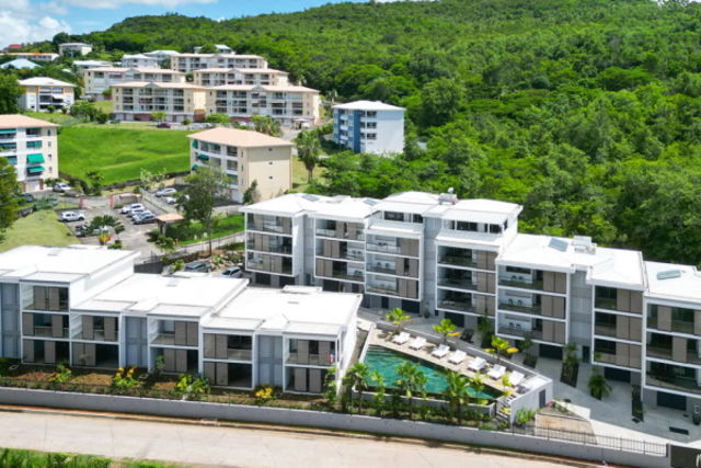 Martinique : Résidence hôtelière Domaine de l'Anse Mitan - Location de voiture incluse