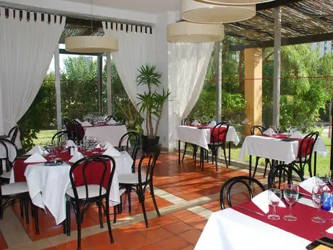 restaurant