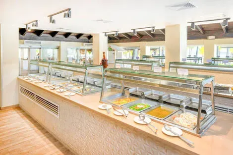 Restaurant buffet