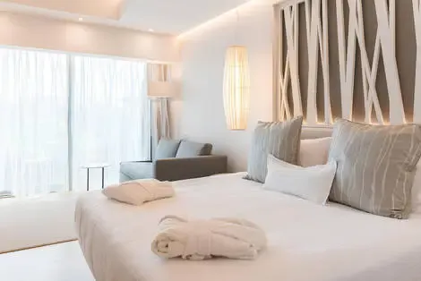 Chambre supérieure ABAV² vue jardin