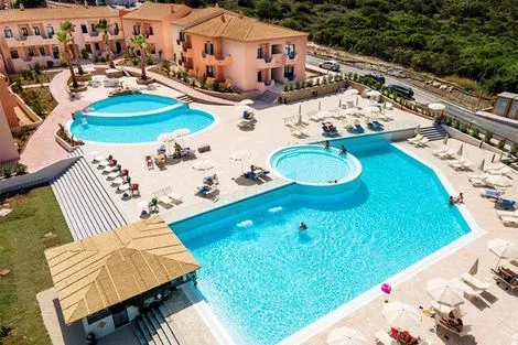 vol+hotel Sejour OCLUB EXPERIENCE AMARECLUB RED SUN VILLAGE 4* Sardaigne Olbia