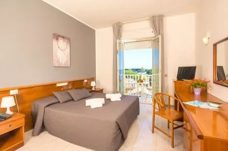 Chambre standard double avec balcon