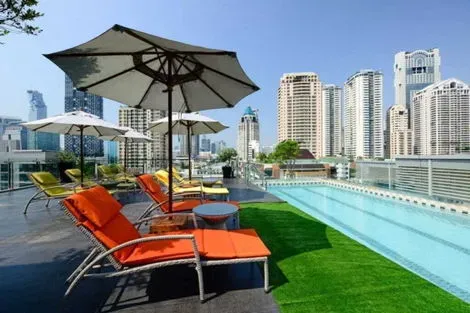 Hôtel Le D'tel 4* : piscine
