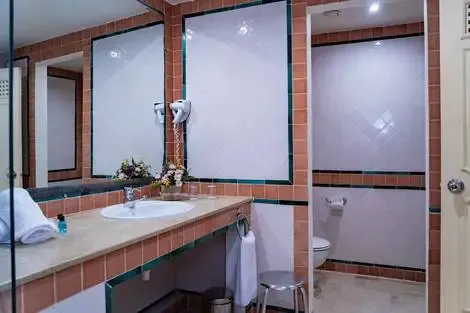 Chambre standard - salle de bain