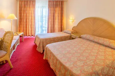 chambre standard vue mer latérale
