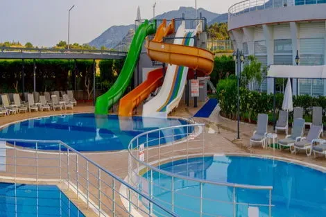 Toboggans aquatiques